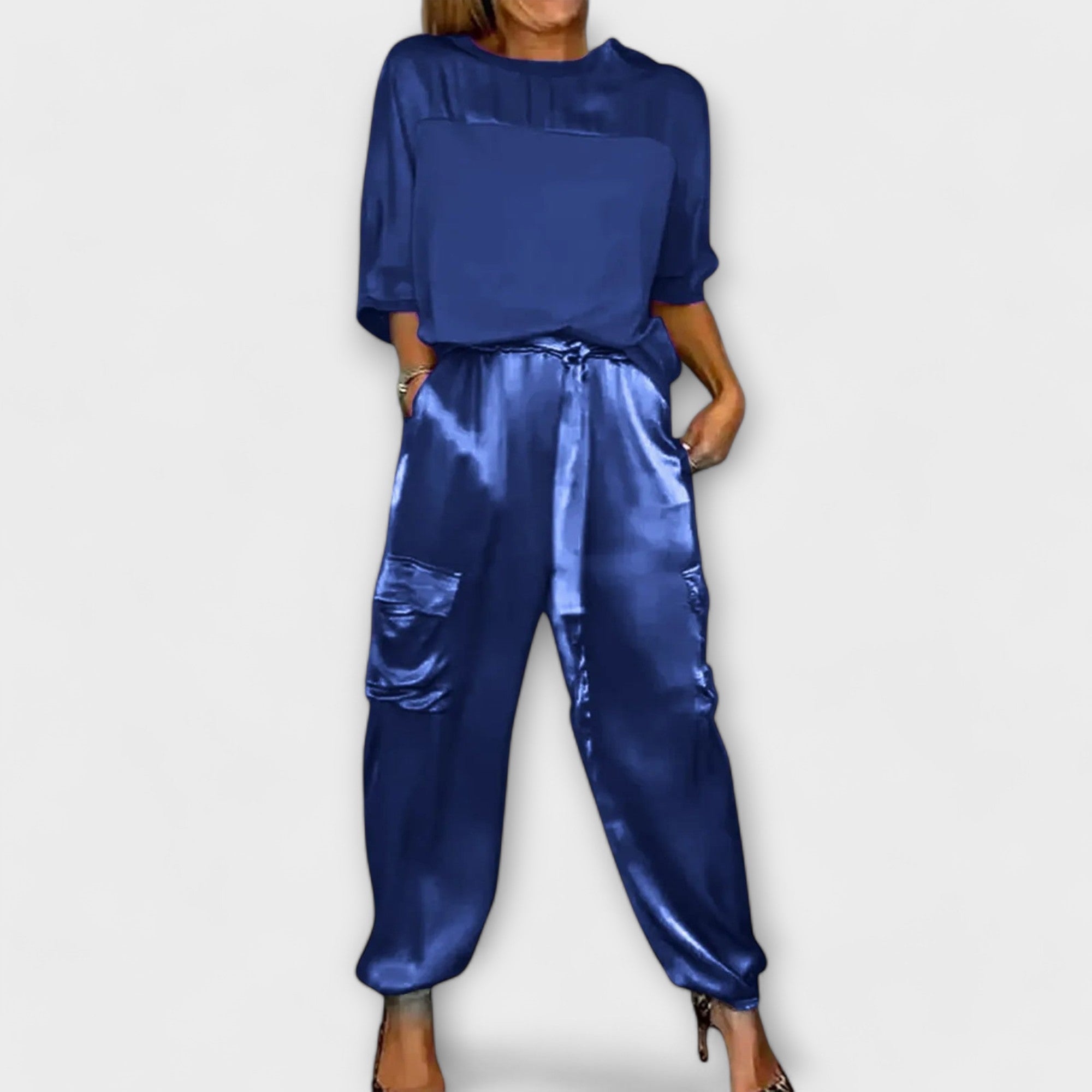 Lia - Conjunto Diseño Privado