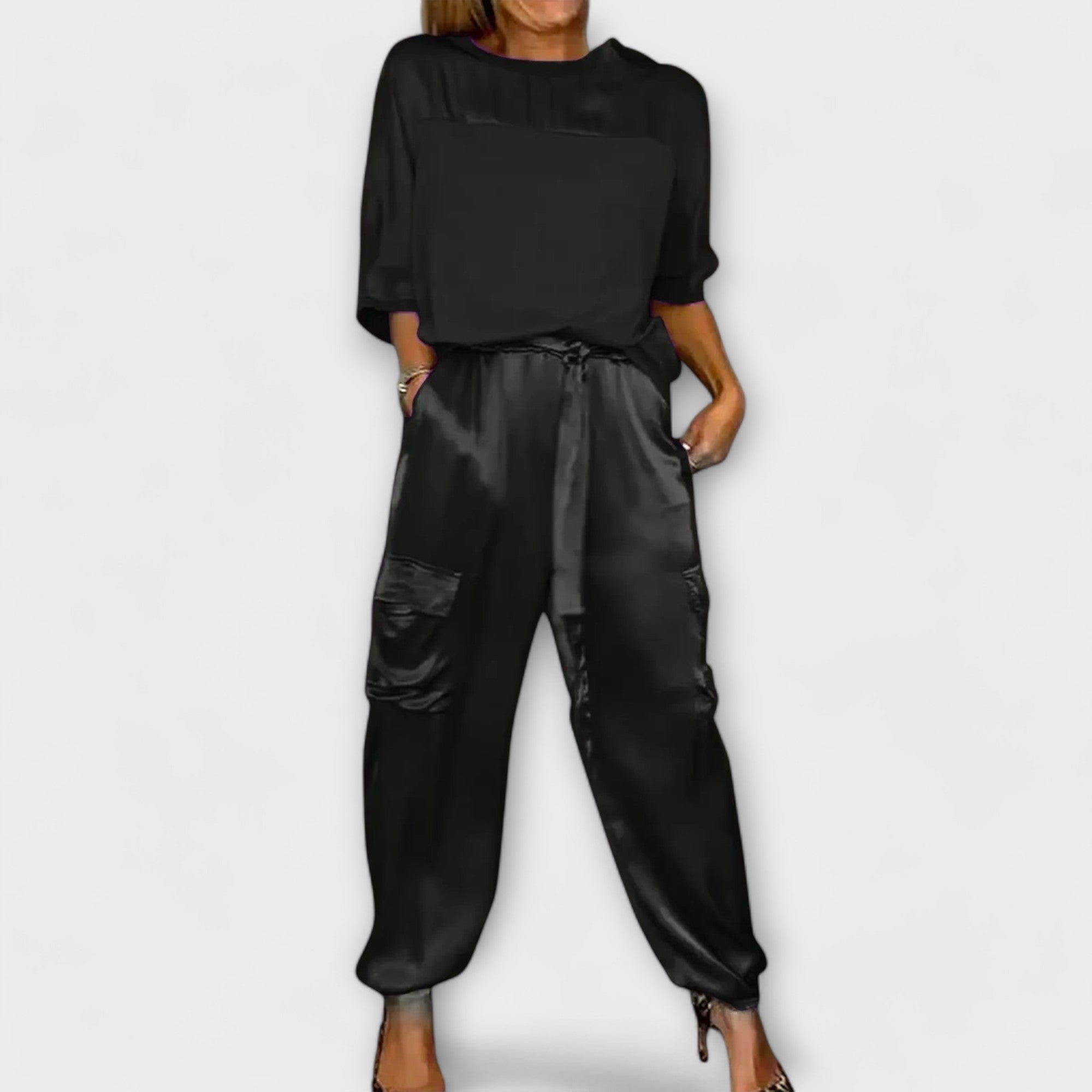 Lia - Conjunto Diseño Privado